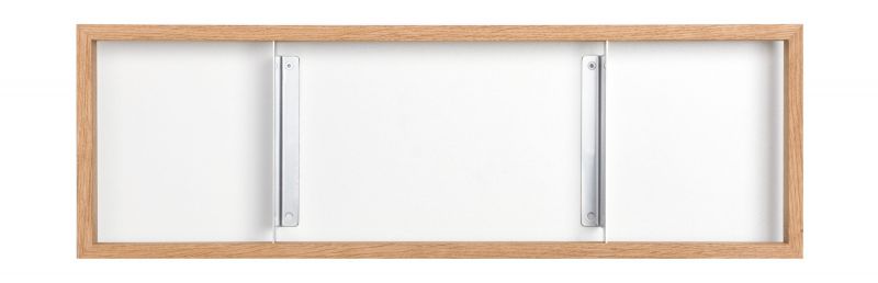 Regal b3 Eiche: Detailansicht der Rückseite mit Halterungen für die Wandmontage.